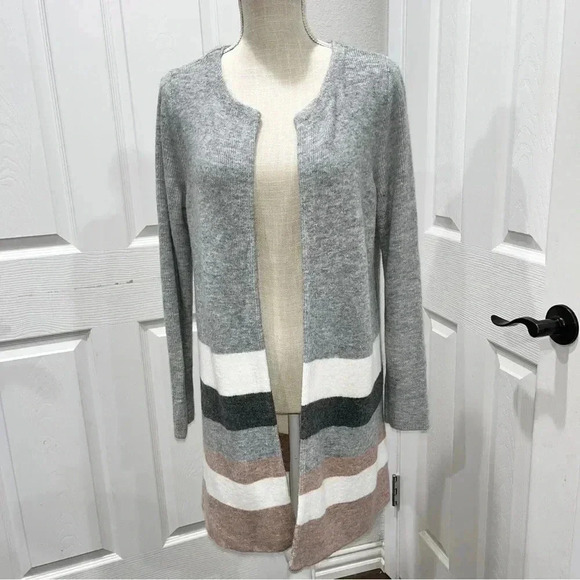 Stitches and Stripes Open front, striped, Versatile Sweater cardigan - Picture 3 of 9